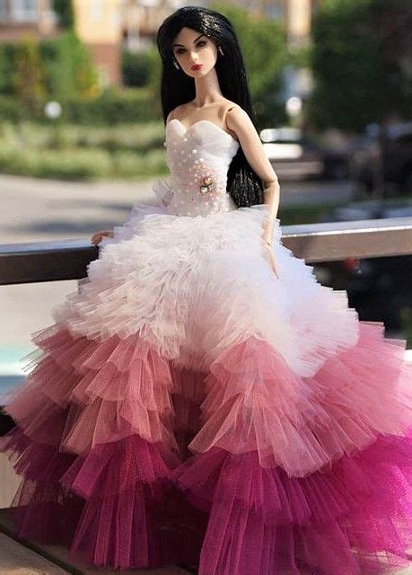 Pin By Amanda Newcomer On Barbie Collector Dolls Barbie Gowns Barbie