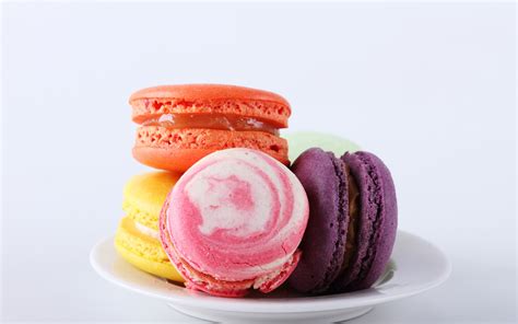 Wallpaper Macaron almond cookies, colorful, dessert 3840x2160 UHD 4K ...