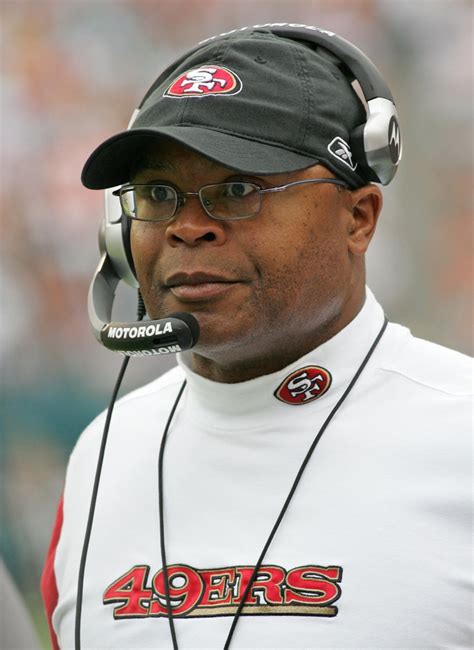 Report: 49ers to hire Mike Singletary - UPI.com