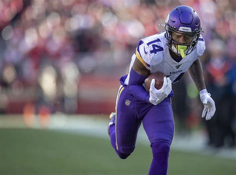 Minnesota Vikings Trade WR Stefon Diggs to Buffalo Bills for 4 Draft Picks