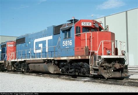 Railpicturesnet Photo Gtw 5816 Grand Trunk Western Emd Gp38 2 At