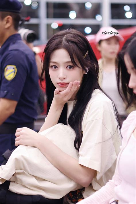 250621 KUL Airport - Ahyeon | kpopping