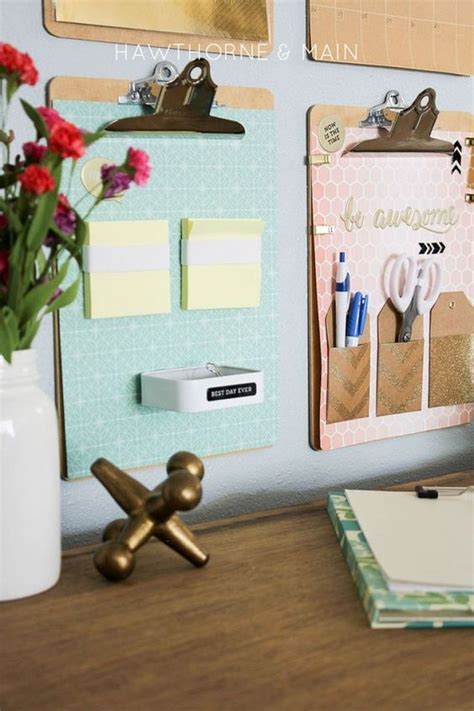 Diy Decorating Cubicle Working Space Ideas Godiygo