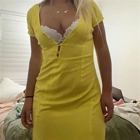 Insane vintage yellow midi dress😩 bought from Japan... - Depop