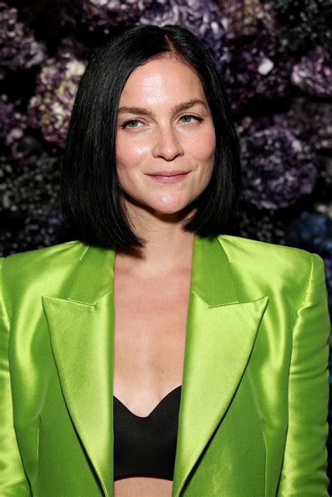 Thinking About a Bob? A Stylist’s Unfiltered Guide to the Perfect Cut