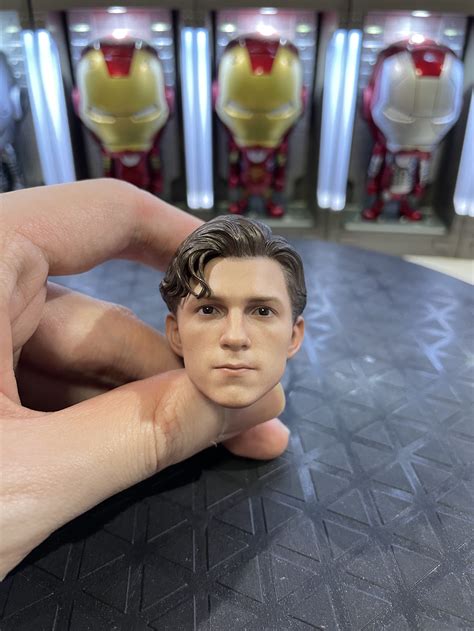 MARVEL SPIDERMAN FAR FROM HOME HOT TOYS SCALE MMS SPIDER MAN UPGRADED SUIT TOM HOLLAND
