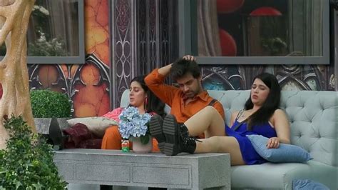 Biggboss17 Live Abhishek And Munawar Faruqui Ne Ki Manara Chopra Ki