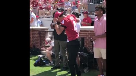 Trae Young Has A Crazy Reaction To Dj Graham One Handed Pick Youtube