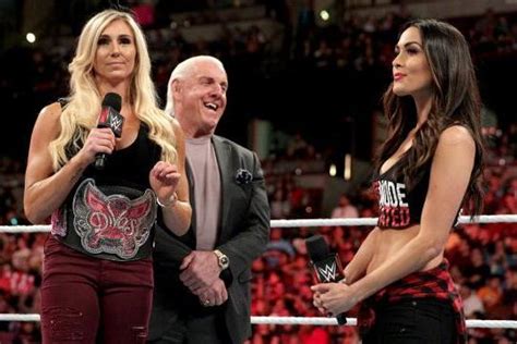 Charlotte vs. Brie Bella: Winner and Reaction from WWE Fastlane 2016 ...