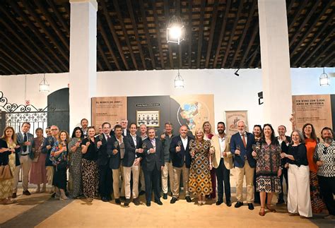 Brindis En La Bodega Cayetano Del Pino Por La Ruta Del Vino Y El Brandy