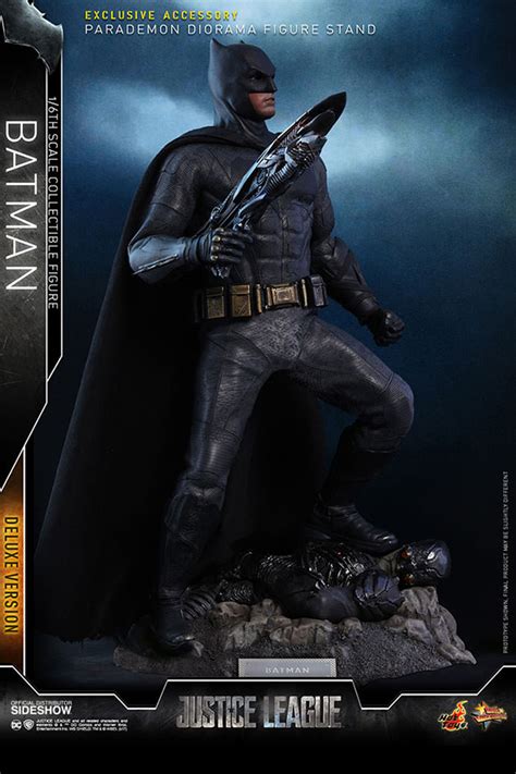 Hot Toys Justice League Batman Deluxe Edition Hypertoys