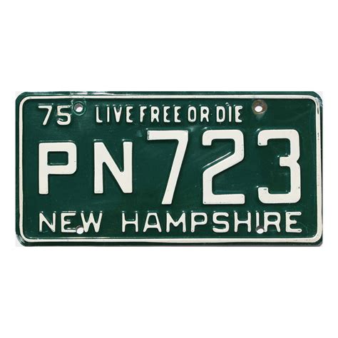 1975 New Hampshire #PN723 | Vintage NH License Plates