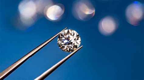 What Is A Diamond Simulant? – Emerson Fine Jewelry