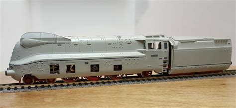 Fleischmann H0 4872 Streamlined Steam Locomotive BR 03 Once Off