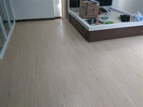 32 Suka 0 Komentar Lantai Vinyl Conwood Plafon Lantai Vinyl