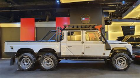 Alain Class Motors | Land Rover Defender 6x6