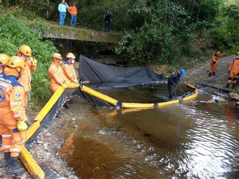 Contaminaci N El Da O Ambiental Es Grande Por Derrame De Crudo En