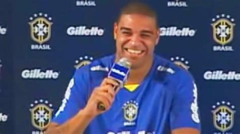 TENTE NÃO RIR AS ENTREVISTAS MAIS ENGRAÇADAS DO FUTEBOL PARTE 2