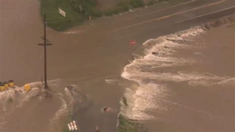 VIDEO Etats Unis vues aériennes des inondations et du Mississippi en