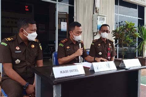 Korupsi Lahan TPA Di Bintan Naik Penyidikan Tersangka Diumumkan Habis