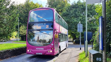 Decent First Potteries Volvo B7TL Wright Eclipse Gemini 32633 KP54LAE