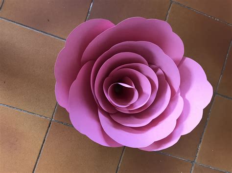 Cartulina Como Hacer Flores De Papel Grandes Para Decorar