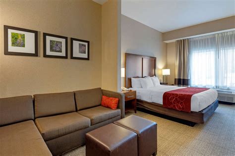 Comfort Suites Anchorage International Airport in Anchorage: Find Hotel ...