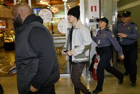 Jutarnji List Foto Ludnica Na Zagreba Kom Aerodromu Justin Bieber