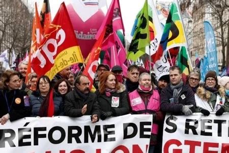 Miles De Franceses Marcharon Contra La Reforma Previsional Ele Ve