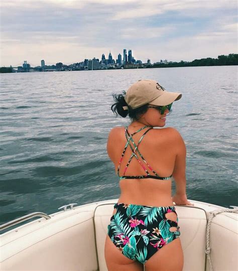 4 Hot Sexy Ann Morrison Bikini Pics