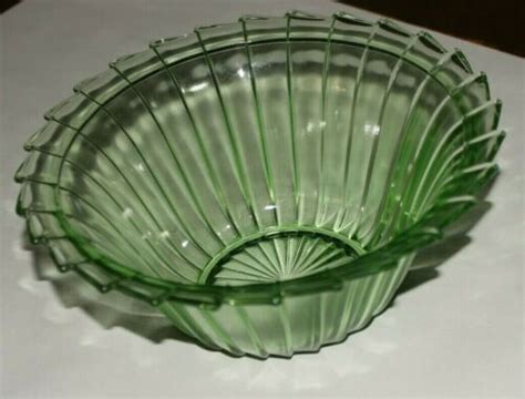 Vintage Jeannette Sierra Green Depression Glass Large Fruit Bowl Antique Price Guide Details Page