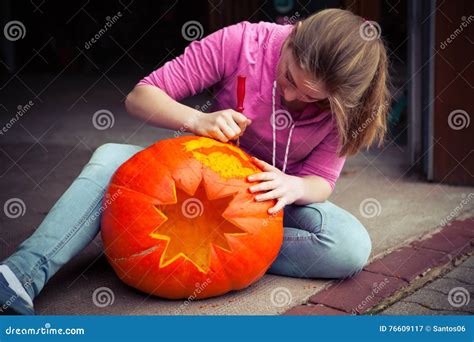 Carving pumpkin stock image. Image of hobby, pumpkins - 76609117