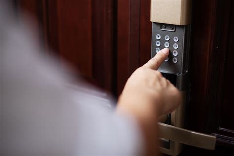 Benefits of Electronic Locks for Your Home | House to Home Organizing