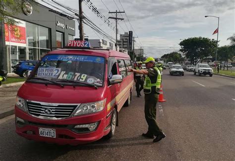 Policía De Tránsito Ejecuta Controles Por El Soat Con La Orden De Sacar