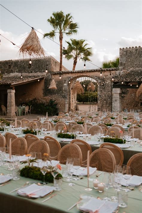 Tendencias En Bodas 2024 De Las Decoraciones Artísticas A Las Novias