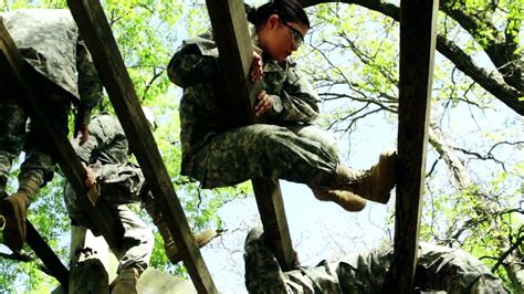 National Guard Basic Training Confidence Course Youtube