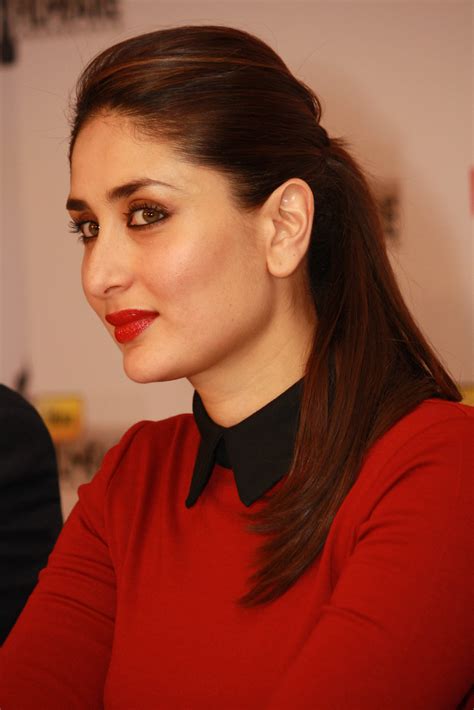 Kareena Kapoor Wallpapers Celebrity Hq Kareena Kapoor Pictures 4k Wallpapers 2019