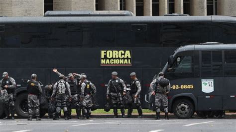 Criminosos Invadem Plenário Do Stf Congresso Nacional E Palácio Do