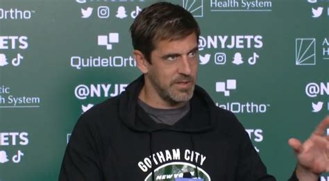 Aaron Rodgers Uses 1 Word To Describe Jets Career Thus Far The Spun