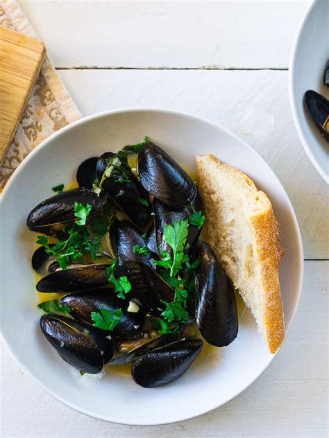 Julia Child's Mussels Marinière - The Little Ferraro Kitchen