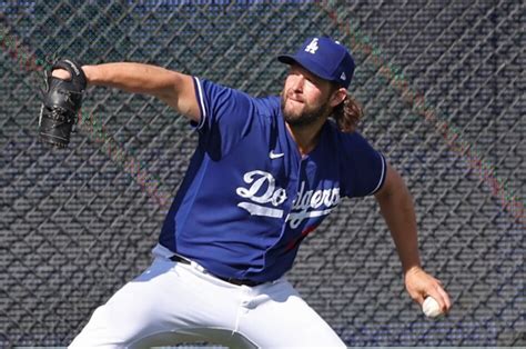 Dodgers Injury Update Clayton Kershaw Ramping Up The Intensity With