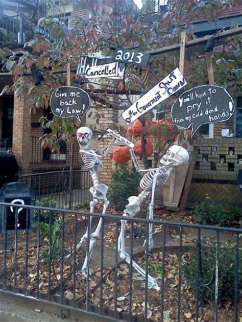 Funny Halloween Decorations to Make Your Place Funnier