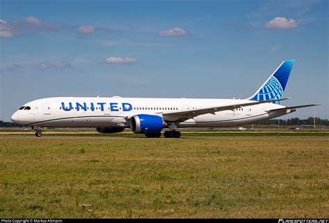 N24979 United Airlines Boeing 787 9 Dreamliner Photo By Markus Altmann