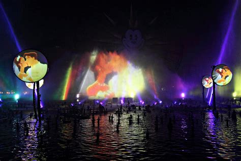 IMG_3903 | World of Color - Disneyland California Adventure … | Flickr