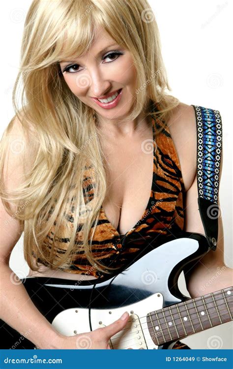 Female Guitarist Royalty Free Stock Images - Image: 1264049