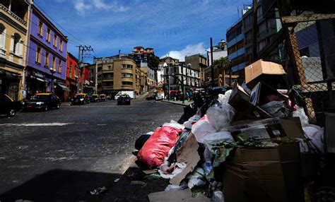 Alerta Sanitaria Es Decretada En Valparaíso Por Acumulación De Basura