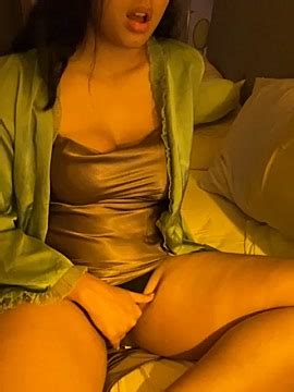 Steph Lima Fully Nude Stripping On Cam For Online Porn Movie Webcam