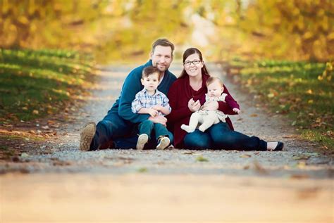 Fall Family Portrait Ideas | POPSUGAR Family