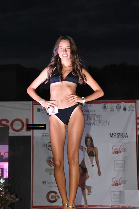 Samantha De Guio Su Gidiferroteam Bikinis Fashion Swimwear