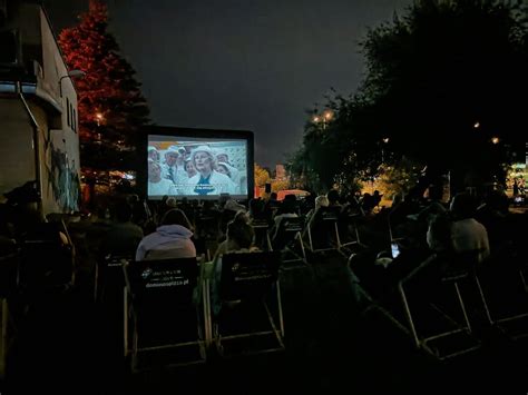 Letnie Kino Elazna Dama Dom Kultury Zacisze